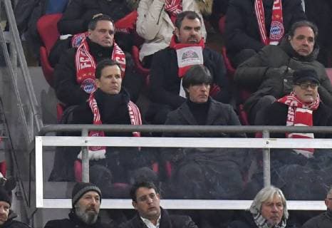 13.03.2019, Fussball, UEFA Champions League, Saison 2018 2019, Achtelfinale, Rueckspiel, FC Bayern Muenchen - FC Liverpool 1:3, Manager Oliver Bierhoff (Deutschland), li., und Bundestrainer Joachim Loew, Joachim Löw (Deutschland)