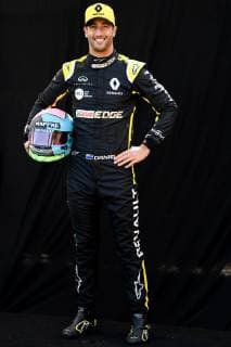 Formel 1, GP Australien, Fotoshooting March 14, 2019 - Melbourne, Victoria, Australia - Daniel Ricciardo of Australia and Renault F1 Team poses for a portrait during a photo session ahead of the Australian Formula 1 Grand Prix at Albert Park on March 14, 2019 in Melbourne, Australia F1 Grand Prix of Australia - Previews  - ZUMAn230 20190314_zaa_n230_038 Copyright: xMorganxHancockx