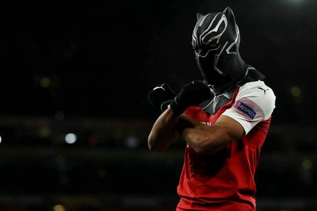 Sport Themen der Woche KW11 Sport Bilder des Tages 14th March 2019, Emirates Stadium, London, England; UEFA Europa League football, round of 16, second leg, Arsenal versus Rennes; Pierre-Emerick Aubameyang of Arsenal celebrates with a spiderman mask as he scores for 3-0 in the 72nd minute  ActionPlus12114680 ShaunxBrooks
