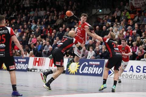 FINN WULLENWEBER (Hamburg) Bildmitte, TuS N-Luebbecke vs Handball Verein Hamburg, Handball, 2. Bundesliga, 16.03.2019, TuS N-Luebbecke vs Handball Sport Verein Hamburg, Handball, 2. Bundesliga, 16.03.2019 Luebbecke Copyright: xEIBNER JanxStrohdiekx EP_JSK