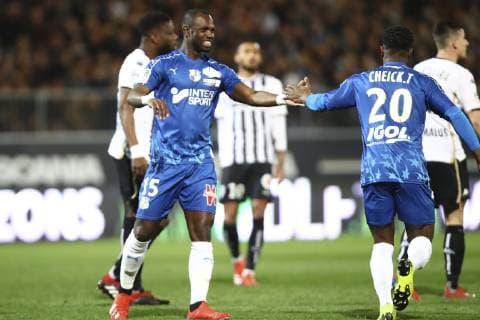 Moussa Konate ( Amiens ) et Cheick Timite ( Amiens ) FOOTBALL : Angers vs Amiens - Ligue 1 - 16 03 2019 GwendolineLeGoff Panoramic 