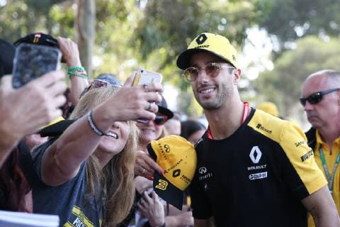 March 17, 2019 - DANIEL RICCIARDO arriving for race day at the 2019 Formula 1 Australian Grand Prix on March 17, 2019 In Melbourne, Australia F1 Grand Prix of Australia - Sunday Driver Arrivals - ZUMAa155 20190317_zaa_a155_004 Copyright: xChristopherxKhouryx
