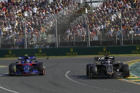 Motorsports: FIA Formula One World Championship WM Weltmeisterschaft 2019, Grand Prix of Australia, 23 Alexander Albon (THA, Red Bull Toro Rosso Honda), 8 Romain Grosjean (FRA, Rich Energy Haas F1 Team), Melbourne Australia