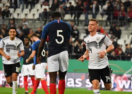 Fußball U 21 Länderspiel Deutschland - Frankreich am 21.03.2019 im Stadion Essen in Essen Torjubel zum 2:0 durch Maximilian Mittelstädt ( Deutschland ) DFB regulations prohibit any use of photographs as image sequences and or quasi-video.