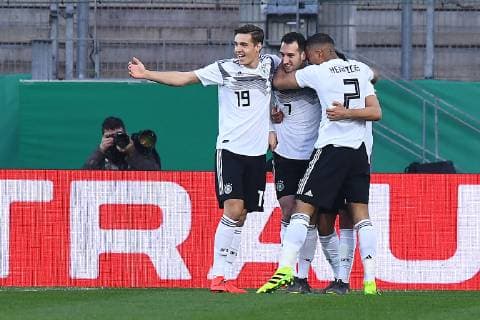 Fußball U 21 Länderspiel Deutschland - Frankreich am 21.03.2019 im Stadion Essen in Essen Torjubel zum 1:0 durch Levin Öztunali ( Deutschland ) DFB regulations prohibit any use of photographs as image sequences and or quasi-video.