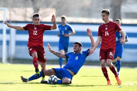 Db Busto Arsizio 21 03 2019 - Torneo 8 Nazioni Italia-Repubblica Ceca U20 foto Daniele Buffa Image nella foto: Gianluca Scamacca-Robert Jukl-Dominik Hasek 