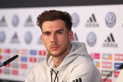 Sport Bilder des Tages Deutschland - Serbien, PK Wolfsburg, 22.03.2019, Volkswagen Arena, Deutsche Fußballnationalmannschaft, Länderspiel Deutschland - Serbien, Leon Goretzka während der Pressekonferenz. Wolfsburg