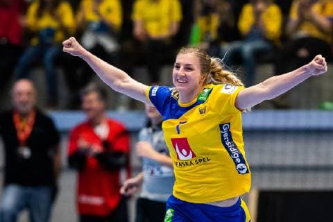 190322 Sveriges Linn Blohm jublar under en landskamp i handboll mellan Sverige och Ryssland den 22 mars 2019 i Eskilstuna. Copyright: ANDREASxLxERIKSSON BB190322AE005