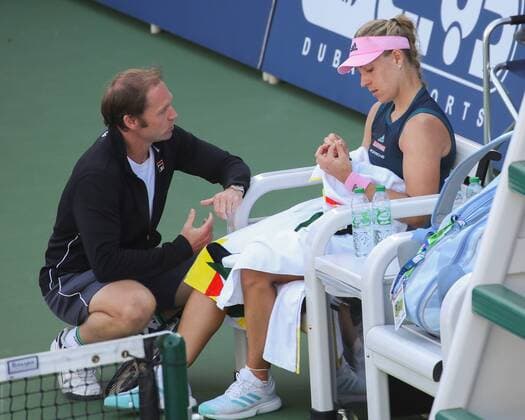 Angelique Kerber und Trainer, coach Rainer Schuettler wahrend der Spielpause Tennis - Dubai Tennis Championships 2019 - WTA Tennis Damen - Dubai Duty Free Tennis Stadium - Dubai - - United Arab Emirates - 20 February 2019. Copyright: xJuergenxHasenkopfx