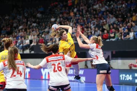 Daria Bucur (Roumanie) HANDBALL : Golden League - 2eme journee - Norvege vs Roumanie - 23 03 2019 KevinDomas Panoramic 