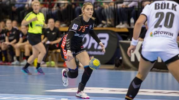 Estavana Polman (Niederlande, Nederland, 79) am Ball, Spielszene, Aktion, Action, Handball, Länderspiel Frauen, Deutschland - Niederlande,