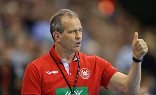23.03.2019, Handball Frauen, Länderspiel, Deutschland - Niederlande, in der EWE Arena Oldenburg. Bundestrainer Henk Groener (Deutschland)