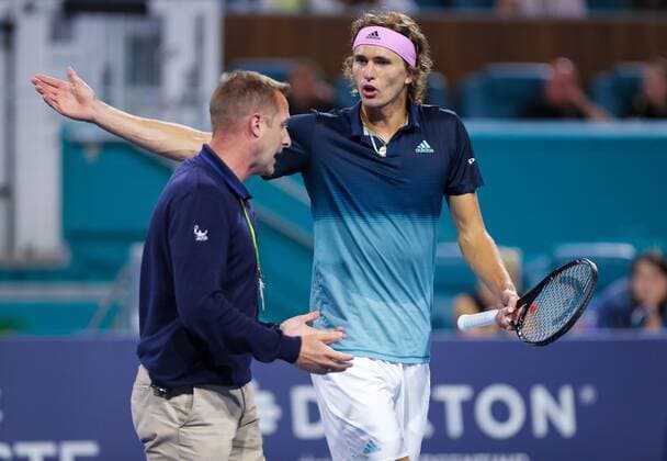 Sport Themen der Woche KW12 Sport Bilder des Tages March 23, 2019: Alexander Zverev, of Germany, disputes an umpire decision with Miro Bratoev (left), an ATP Tennis Herren supervisor, during his match against David Ferrer, of Spain, during a second round match of the 2019 Miami Open Presented by Itau professional tennis tournament, played at the Hardrock Stadium in Miami Gardens, Florida, USA. CSM Tennis 2019: Miami Open Presented by Itau MAR 23 - ZUMAc04_ 20190323_zaf_c04_243 Copyright: xMarioxHoubenx