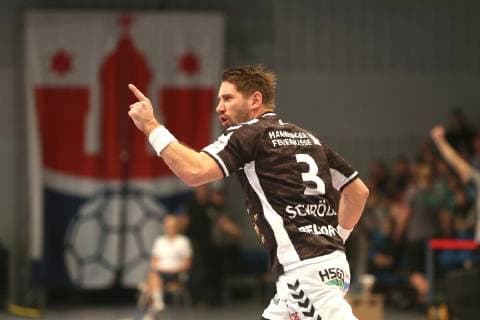 Handball 2.Handball Bundesliga 2018 2019 - Handball Sportverein Hamburg vs. EHV Aue Stefan Schröder (Handball Sportverein Hamburg),erfolgreicher Torwurf,Jubel, Sporthalle Hamburg Hamburg