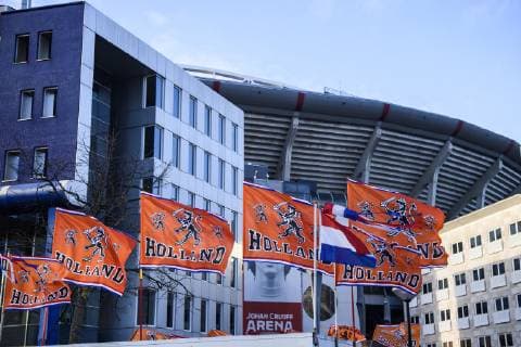 24.03.2019, xkvx, Fussball EM Qualifikation 2020, Niederlande - Nationalmannschaft Deutschland emspor, v.l. Stadion Aussenansicht Ansicht Aussen Johan Cruyff Arena Fahnen (DFL DFB REGULATIONS PROHIBIT ANY USE OF PHOTOGRAPHS as IMAGE SEQUENCES and or QUASI-VIDEO) Amsterdam
