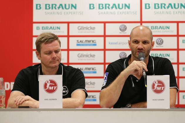 Kassel, Rothenbach-Halle, 23.08.18, Handball, 1. Bundesliga, Saison 2018 19, 1. Spieltag, MT Melsungen gegen SC Magdeburg Bild: Axel Geerken (Vorstand, MT Melsungen), Heiko Grimm (Trainer, MT Melsungen)