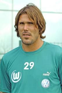1. VfL Wolfsburg Training. Hier TW Simon Jentzsch 29 am 18.06.2003. *** 1 VfL Wolfsburg Training Here TW Simon Jentzsch 29 on 18 06 2003