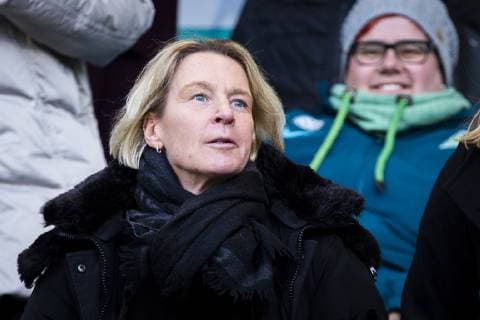 GER, UWCL, Viertelfinale, VfL Wolfsburg vs Olympique Lyon 27.03.2019, AOK Stadion, Wolfsburg, GER, UWCL, Viertelfinale, VfL Wolfsburg vs Olympique Lyon, UEFA REGULATIONS PROHIBIT ANY USE OF PHOTOGRAPHS AS IMAGE SEQUENCES AND OR QUASI-VIDEO im Bild picture shows: Bundestrainerin Martina Voss-Tecklenburg zu Gast im Stadion,