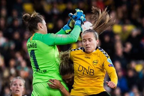 190327 Goalkeeper Sandra Panos of Barcelona and Guro Reiten of LSK Kvinner during the UEFA Women s Champions League quarterfinal match between LSK Kvinner and Barcelona on March 27, 2019 in Lillestrom. Photo: Jon Olav Nesvold BILDBYRAN kod JE 160436 Copyright: JONxOLAVxNESVOLD BB190327JE008