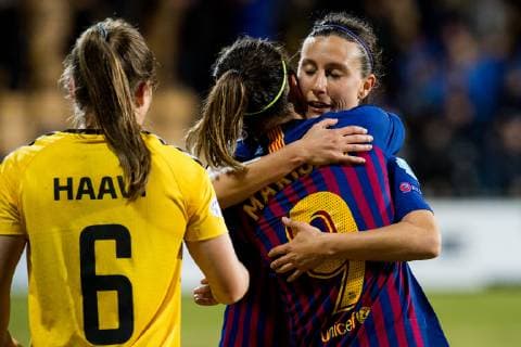 190327 Emilie Bosshard Haavi of LSK Kvinner, Mariona and Gemma of Barcelona after the UEFA Women s Champions League quarterfinal match between LSK Kvinner and Barcelona on March 27, 2019 in Lillestrom. Photo: Jon Olav Nesvold BILDBYRAN kod JE 160436 Copyright: JONxOLAVxNESVOLD BB190327JE057