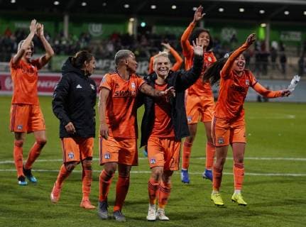 March 27, 2019 - Wolfsburg, Niedersachsen, Germany - Olympique Lyonnais team celebrating their entering into the semifinals during the UEFA Women s Champions League Quarter final 2nd leg football match between Vfl Wolfsburg and Olympique Lyonnais at AOK Stadium on March 27, 2019 in Wolfsburg, Germany. Wolfsburg v Lyon - UEFA Women s Champions League: Quarter Final Second Leg  - ZUMAn230 20190327_zaa_n230_375 Copyright: xActionxFotoxSportx