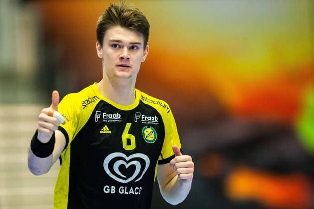 190328 Sävehofs Oskar Sunnefeldt jublar under kvartsfinal 2 i Handbollsligan mellan Sävehof och HK Malmö den 28 mars 2019 i Partille. Copyright: MICHAELxERICHSEN BB190328MI001