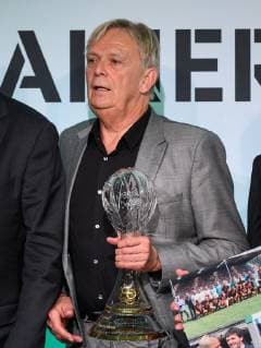 28.03.2019, xfux, Fussball DFB Trainer, DFB Festakt anlässlich der Beendigung des 65. Fußball-Lehrer-Lehrgangs, emspor, v.l. Volker Finke wird fuer sein Lebenswerk ausgezeichnet Koeln