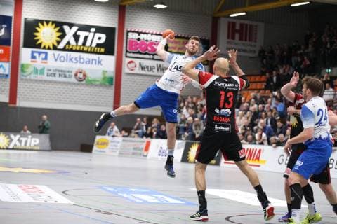 Marcel Engels (TV Grosswallstadt 5) gegen Marko Bagaric (TuS N-Luebbecke 13)(rechts) , TuS N-Luebbecke vs TV Grosswallstadt, Handball, 2. Bundesliga, 29.03.2019, TuS N-Luebbecke vs TV Grosswallstadt, Handball, 2. Bundesliga, 29.03.2019 Luebbecke