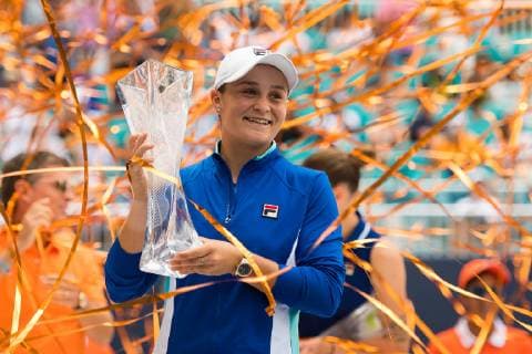 March 30, 2019 - Miami, FLORIDA, USA - Ashleigh Barty of Australia poses with her winners trophy after the final of the 2019 Miami Open WTA Tennis Damen Premier Mandatory tennis tournament 2019 Miami Open, Tennis, Miami, United States, Mar 30 - ZUMAa181 20190330_zaa_a181_170 Copyright: xAFP7x