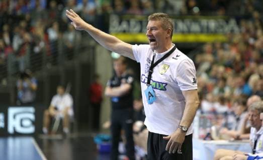 31.03.2019, Handball - EHF-Pokal - Gruppe A - 12.Spieltag - Füchse Berlin - Balatonfüredi KSE Bild: Cheftrainer István Csoknyai (Balatonfüredi KSE) Handball - EHF-Pokal - Gruppe A - 12.Spieltag - Füchse Berlin - Balatonfüredi KSE