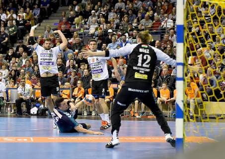31.03.2019, xlakx, Handball HBL, Fuechse Berlin - Balatonfueredi KSE emspor, v.l.Balazs Nemeth (Balatonfueredi KSE 10),Frederik Simak(Fuechse Berlin, 24),Deber Bence (Balatonfueredi KSE 8),Daniel Boesz (Balatonfueredi KSE 12) Berlin