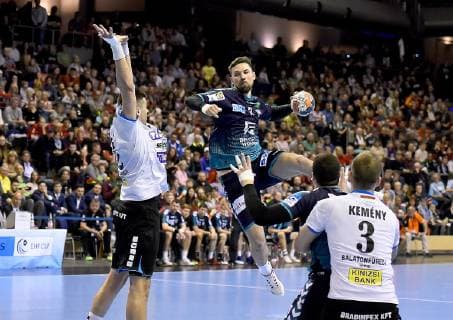 31.03.2019, xlakx, Handball HBL, Fuechse Berlin - Balatonfueredi KSE emspor, v.l.zum Sprungwurf Fabian Wiede(Fuechse Berlin, 3),Laszlo Kemeny (Balatonfueredi KSE 3) Berlin