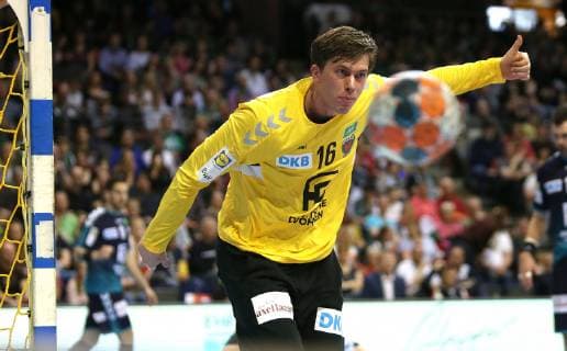 31.03.2019, Handball - EHF-Pokal - Gruppe A - 12.Spieltag - Füchse Berlin - Balatonfüredi KSE Bild: Malte Semisch (Füchse Berlin) zeigt Daumen nach oben Handball - EHF-Pokal - Gruppe A - 12.Spieltag - Füchse Berlin - Balatonfüredi KSE