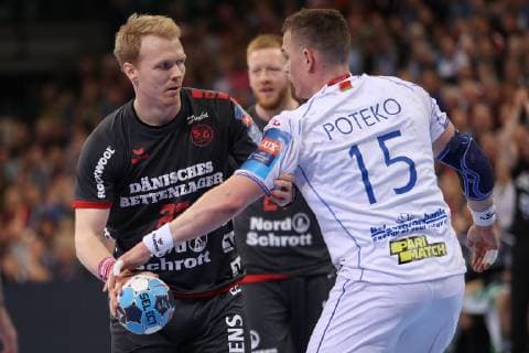 SG Flensburg-Handewitt vs Brest HC Meshkov, Handball, EHF Champions League Achtelfinale, 31.03.19 Anders Zachariassen (SG Flensburg-Handewitt, 22) gegen Vid Poteko (Brest HC Meshkov, 15)