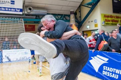 Uwe Saegeling im Jubel waehrend der Begegnung in der Handball 2. Bundesliga (Herren) - Saison 2018-2019 zwischen Dessau-Rosslauer HV 06 und HC Elbflorenz 2016 in der Anhalt Arena am 31. March 2019 in Dessau-Rosslau, Sachsen Anhalt, Deutschland