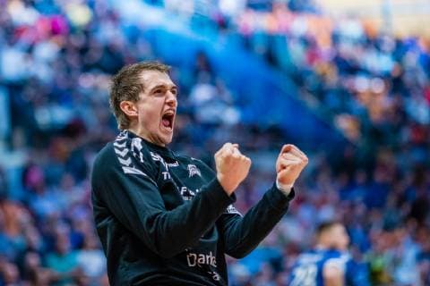 Dominik Plaue 1 (Dessau-Rosslauer HV 06) waehrend der Begegnung in der Handball 2. Bundesliga (Herren) - Saison 2018-2019 zwischen Dessau-Rosslauer HV 06 und HC Elbflorenz 2016 in der Anhalt Arena am 31. March 2019 in Dessau-Rosslau, Sachsen Anhalt, Deutschland