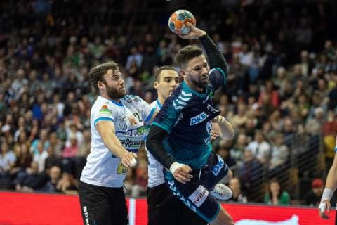 Handball Berlin 31.03.2019 EHF Cup Saison 2018 2019 Füchse Berlin - Balatonfüredi KSE Fabian Wiede (Füchse Berlin, No.03) Zoltan Szita (Balatonfüred, No.21) Oliver Szöllösi (Balatonfüred, No.09)