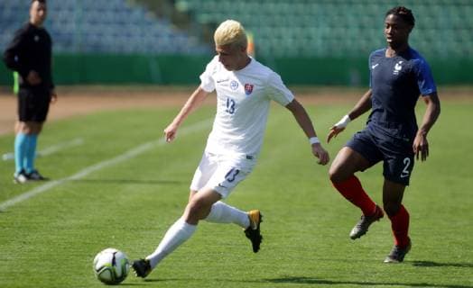01.04.2019 Belgrade(Serbia) France-Slovakia Uefa U17 U 17 Under-17 European qualifiers men s football Gabriel Hornyak(L) Slovakia, Brandon Soppy(r)France : 