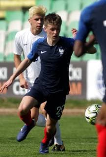 01.04.2019 Belgrade(Serbia) France-Slovakia Uefa U17 U 17 Under-17 European qualifiers men s football Gabriel Hornyak(L) Slovakia, Johann Lepenant(r) France : 