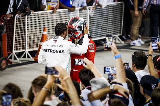 Motorsports: FIA Formula One World Championship WM Weltmeisterschaft 2019, Grand Prix of Bahrain, 44 Lewis Hamilton (GBR, Mercedes AMG Petronas Motorsport), 16 Charles Leclerc (MCO, Scuderia Ferrari Mission Winnow), Sakhir Bahrain
