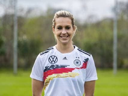Fußball: DFB, Frauenfußball-Nationalmannschaft, Mannschafts- und Porträtfotos am 03.04.2019 in Marienfeld (Nordrhein-Westfalen). Lena Goeßling Copyright: xKirchner DavidxInderliedx