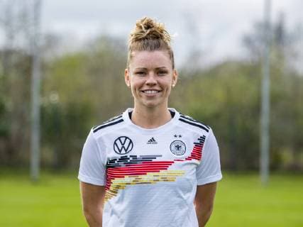 Fußball: DFB, Frauenfußball-Nationalmannschaft, Mannschafts- und Porträtfotos am 03.04.2019 in Marienfeld (Nordrhein-Westfalen). Linda Dallmann Copyright: xKirchner DavidxInderliedx
