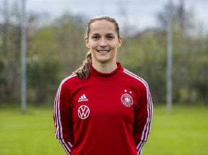 Fußball: DFB, Frauenfußball-Nationalmannschaft, Mannschafts- und Porträtfotos am 03.04.2019 in Marienfeld (Nordrhein-Westfalen). Torhüterin Laura Benkarth Copyright: xKirchner DavidxInderliedx