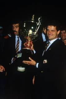 PREMIAZIONE FABIO CAPELLO, PIETRO PAOLO VIRDIS STAGIONE 1986-87 MUNDIALITO PER CLUB 1987 MILAN-BARCELLONA 1-0