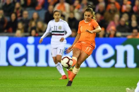 Lieke Martens (Niederlande, Holland, 11) schiesst zum 2:0, Fussball, Frauen Länderspiel, Niederlande - Mexiko,