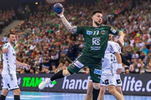 Hamburg, Deutschland 06. April 2019: REWE Final 4 - DHB Pokal Halbfinale - THW Kiel vs. Fuechse Berlin Johan Koch (Berlin) Hamburg Barclaycard Arena Hamburg Deutschland