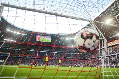 06.04.2019, xkvx, Fussball 1.Bundesliga, FC Bayern Muenchen - Borussia Dortmund emspor, v.l. Goal scored, Tor zum 2:0 durch Robert Lewandowski (FCB - FC Bayern Muenchen) (DFL DFB REGULATIONS PROHIBIT ANY USE OF PHOTOGRAPHS as IMAGE SEQUENCES and or QUASI-VIDEO) Muenchen *** 06 04 2019 xkvx Football 1 Bundesliga FC Bayern Muenchen Borussia Dortmund emspor v l Goal scored Goal to 2 0 by Robert Lewandowski FCB FC Bayern Muenchen DFL DFB REGULATIONS PROHIBIT ANY USE OF PHOTOGRAPHS as IMAGE SEQUENCES and or QUASI VIDEO Muenchen