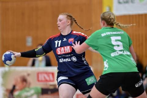 Kerstin Foth (H2Ku Herrenberg) (am Ball) und Danique Boonkamp (SG 09 Kirchhof) , GER, Handball - 2. Bundesliga Frauen - SG 09 Kirchhof vs SG H2Ku Herrenberg, 06.04.2019, Handball - 2. Bundesliga Frauen - SG 09 Kirchhof - SG H2Ku Herrenberg, 06.04.2019 Melsungen Copyright: xEIBNER RolandxSippelx EP_RSL