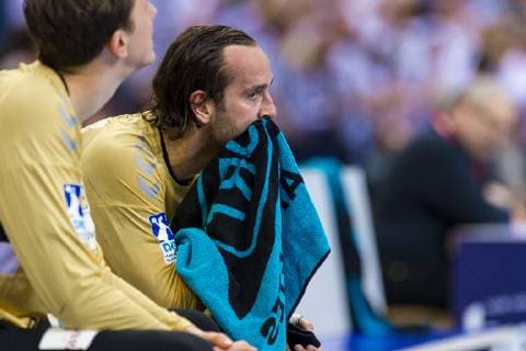 Hamburg, Deutschland 06. April 2019: REWE Final 4 - DHB Pokal Halbfinale - THW Kiel vs. Fuechse Berlin Torhueter Silvio Heinevetter (Berlin) unzufrieden enttäuscht enttaeuscht niedergeschlagen frustriert, Hamburg Barclaycard Arena Hamburg Deutschland
