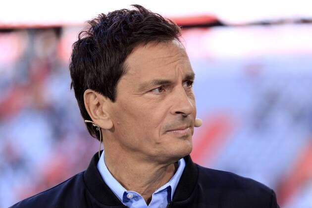 HELLMANN Sebastian Fernsehmoderator SKY DFL Bundesliga Saison 2018-2019 Spiel FC Bayern Muenchen - BVB am 06. April 2019 in der Allianzarena DFL REGULATIONS PROHIBIT ANY USE OF PHOTOGRAPHS as IMAGE SEQUENCES and or QUASI-VIDEO